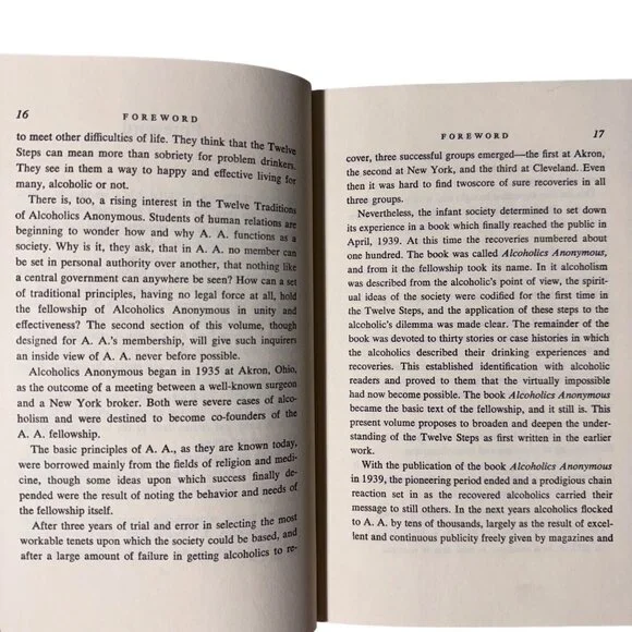 Twelve Steps Twelve Traditions Book Alcoholics Anonymous AA Eleventh Print 1972 - Picture 8 of 16